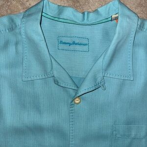 Tommy Bahama Men's Blue 100% Silk shirt XL